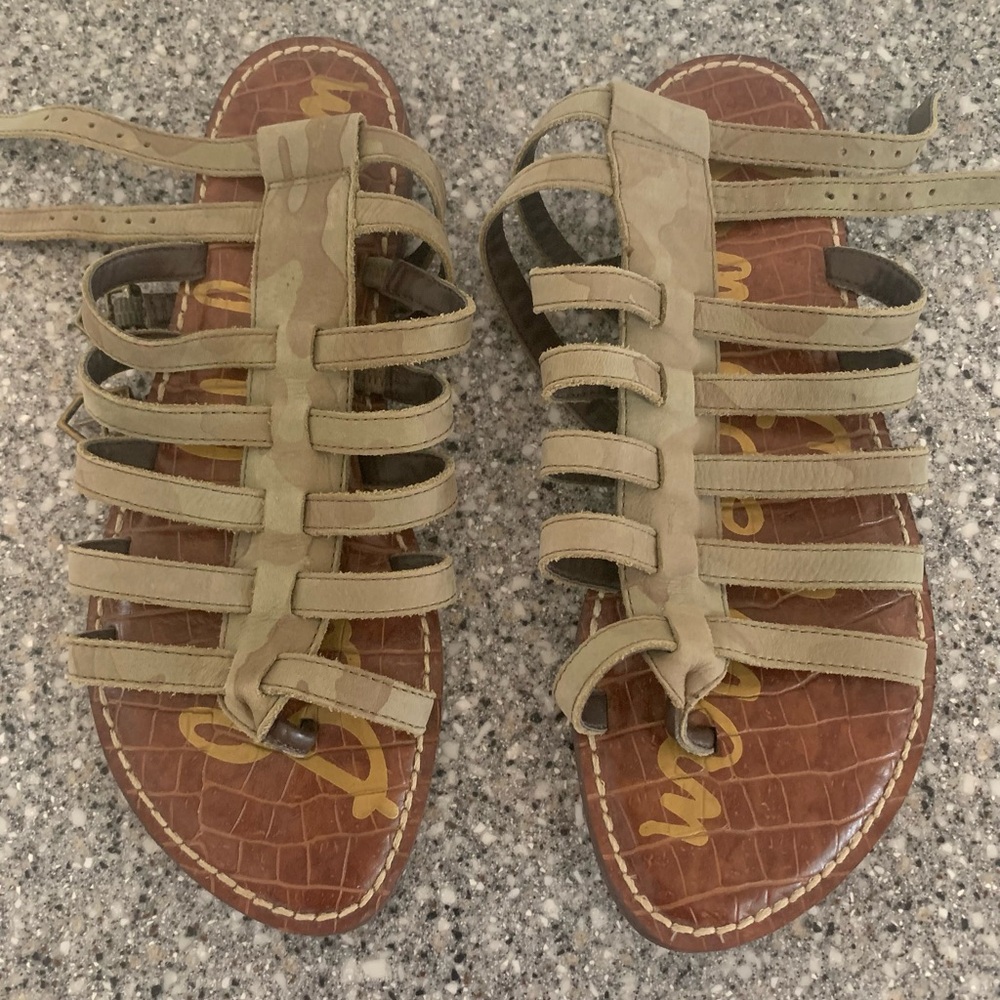 Sam Edelman Gilda Gladiator Olive Camo Sandals, Size 6.5